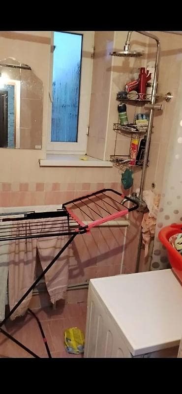 Бөлмөлөр: 68 м², 3 бөлмө, Забор, тосулган — 2