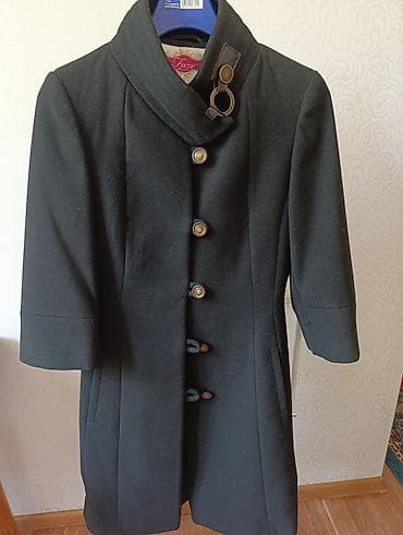 s: Пальто — 1