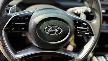 именной номер кр: Hyundai Sonata: 2020 г., 2 л, Автомат, Газ, Седан — 10