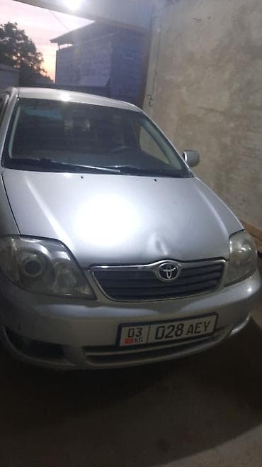 Toyota Corolla: 2002 г., Седан