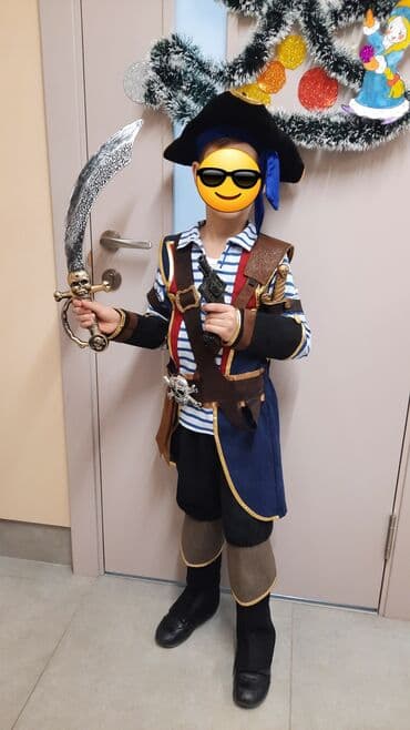 черепаха пират: Сдаю в аренду шикарный костюм пирата, привезён из США. В комплекте — 2