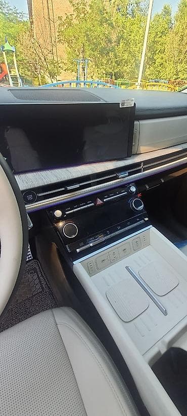 Транспорт: Hyundai Santa Fe: 2025 г., 2.5 л, Автомат, Бензин, Внедорожник — 7