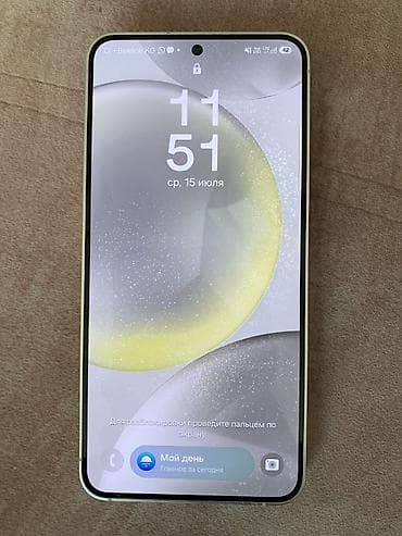 самсунг 24 с: Samsung Galaxy S24 (модель SM‑S921N), цвет белый. Ключевые — 1
