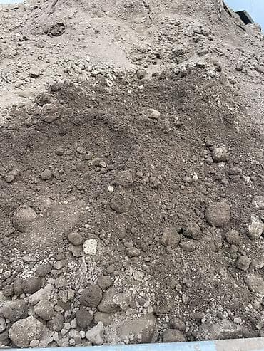 Плодородный грунт (чернозём/суглинок) для ландшафтных и садовых работ at lalafo.kg Плодородный грунт (чернозём/суглинок) для ландшафтных и садовых работ