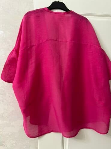 б у брендовые вещи: Элегантная женская блузка от Vicolo ярко-розового цвета. Модель — 3