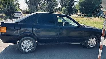 Audi: Audi 80: 1989 г., Кол менен иштөөчү, Бензин, Седан — 5