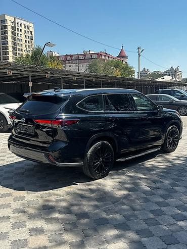 byd e2 2022: Toyota Highlander: 2023 г., 2.5 л, Автомат, Гибрид, Кроссовер — 2