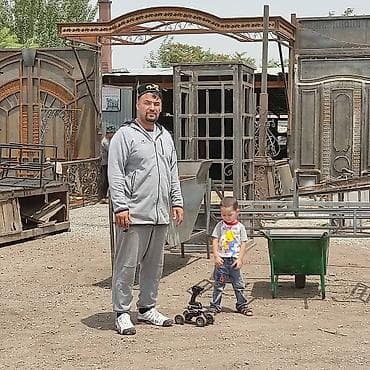 красска ворот: Металлическая дверь на заказ, Двухстворчатая, Железная — 1