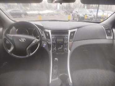Продажа авто: Hyundai Sonata: 2011 г., 2.4 л, Типтроник, Гибрид, Седан — 5