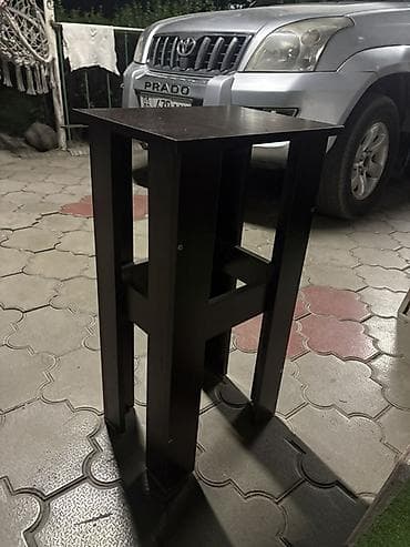 small table: Высокая подставка/консоль для цветов и декора. - Материал: ЛДСП в — 1