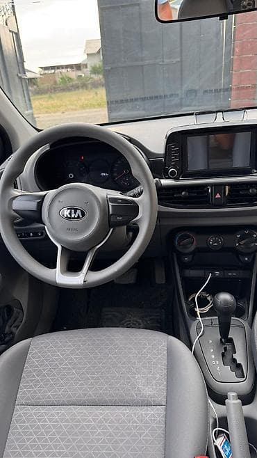 sprinter 316: Kia Morning: 2017 г., 1 л, Автомат, Бензин, Хэтчбэк — 7