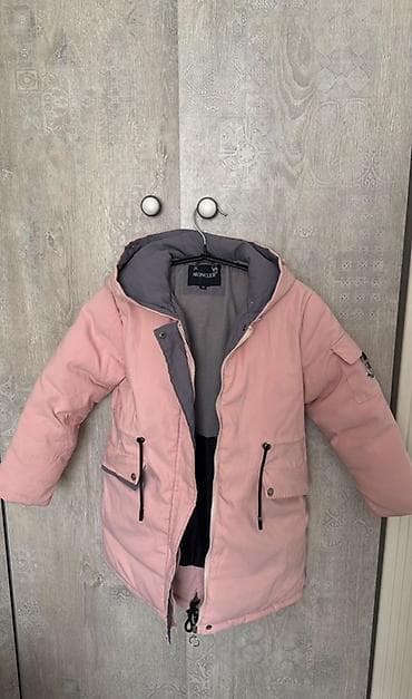Куртка зимняя Moncler 🌷, на 6-7-8 лет - отдам за 650 сом 🔥 Стоила в