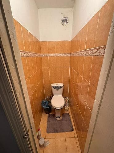 Квартиры: 3 комнаты, 80 м², Индивидуалка, 1 этаж — 8