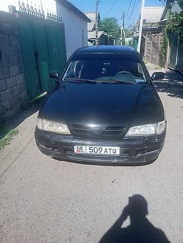 Nissan Primera: 1996 г., 2 л, Механика, Бензин, Седан — 1