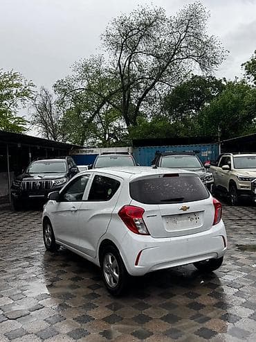 techno spark: Chevrolet Spark: 2019 г., 1 л, Автомат, Бензин, Хэтчбэк — 3