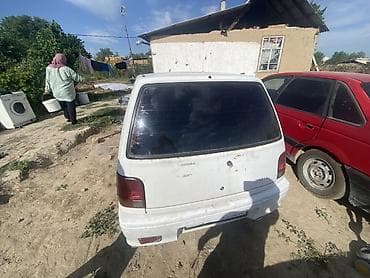 перекурить авто: Daihatsu Mira: 1990 г., Механика, Хэтчбэк — 5