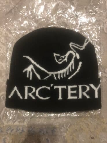 спортивное оборудование: Шапка, Бини, Акрил, Осень-весна, Вязаная модель — 1