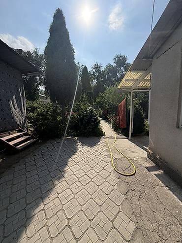 чистка участка: Просторный частный дом с двором и садом - Жилой дом с большим — 5