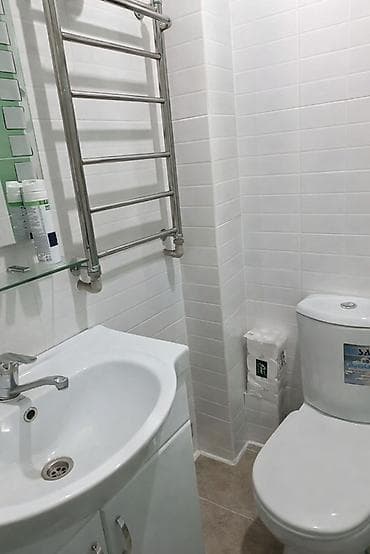 улица: 1 комната, 32 м², Индивидуалка, 4 этаж, Косметический ремонт — 10