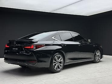 byd song: Lexus ES: 2021 г., 2.5 л, Вариатор, Гибрид, Седан — 4