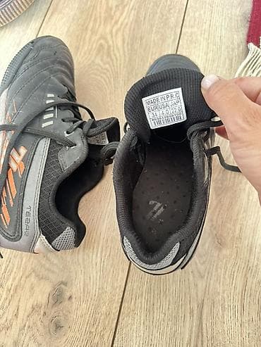 бутсы ош: Детские футбольные кроссовки/бампы для зала - Тип: футзалки (плоская — 2