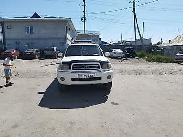 kaiyi e5: Toyota Sequoia: 2002 г., 4.7 л, Автомат, Газ, Внедорожник — 1