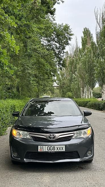 50 000: Toyota Camry: 2012 г., 2.4 л, Автомат, Бензин, Седан — 2
