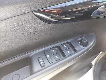 сиденья спарк: Chevrolet Spark: 2020 г., 0.1 л, Автомат, Бензин, Хэтчбэк — 3