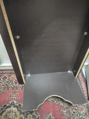 купить складной стол на кухню: 3 одинаковые нац столы, размер 1.4*0.8*04 — 1