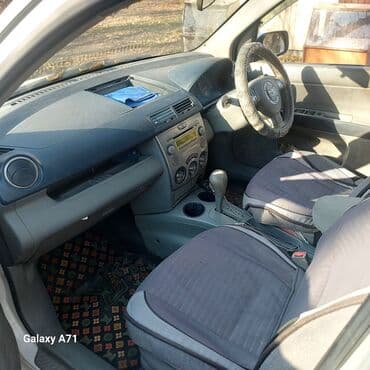 Mazda Demio: 2003 г., 1.3 л, Автомат, Бензин, Хэтчбэк