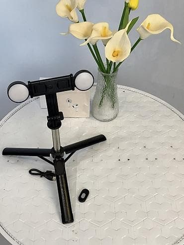 nikon coolpix l100: Селфи-штатив для смартфона с двумя светодиодными лампами и — 2