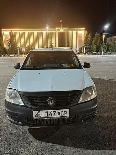 Транспорт: Renault Logan: 2012 г., 1.4 л, Механика, Бензин, Седан — 1