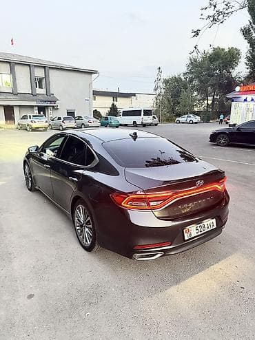 sprinter 4 4: Hyundai Grandeur: 2019 г., 2.4 л, Автомат, Бензин, Седан — 4
