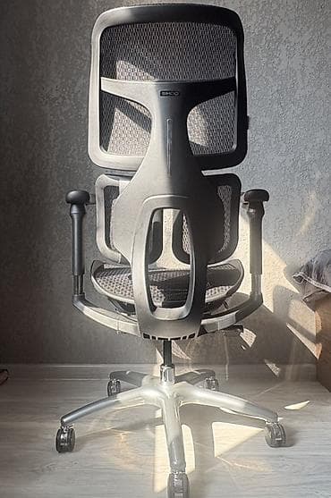 Массажные кресла: Офисное кресло, Новый, С колесиками, цвет - Черный, Самовывоз — 3