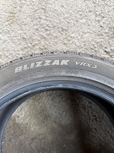 rf1 rf2: Комплект зимних шин Bridgestone Blizzak VRX-3 - Размер: 225/45 R17 - — 4