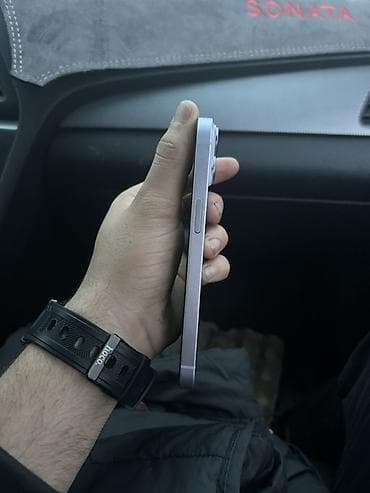 ipad m1: IPhone 14, Б/у, 128 ГБ, Чехол, 78 % — 3