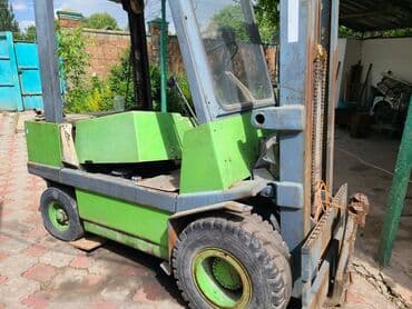 дом на калесиках: Срочно.Срочно.Продаю вилочный погрузчик вагонник без двигателя — 3
