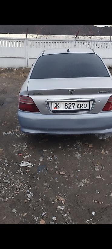 audi 80: Honda Accord: 2001 г., 1.8 л, Автомат, Бензин, Седан — 4