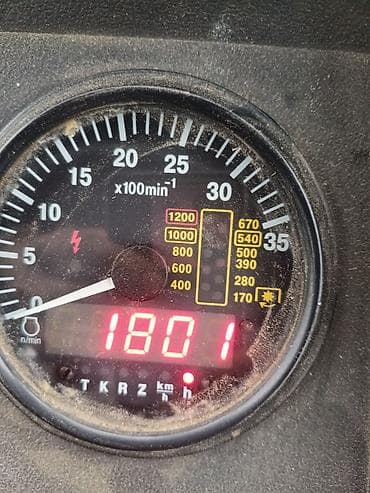 byd е5: Модель: 82, Б/у, 2015 г. — 4
