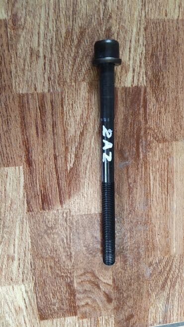 инжектор авто: Toyota Ipsum болт головки блока двигателя, Тойота Ипсум болт — 1