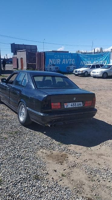 bmw 2010: BMW 5 series: 1991 г., 2 л, Механика, Бензин, Седан — 5