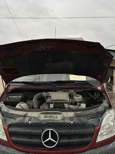 рекстон авто: Жеңил жүк ташуучу унаа, Mercedes-Benz, Стандарт, 3 т, Колдонулган — 10