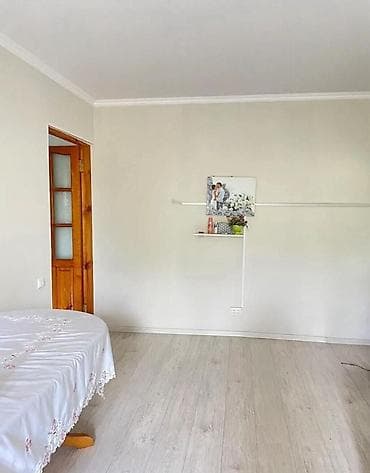 Сниму комнату: Сдаётся светлая комната в квартире/доме. Планировка и мебель: - — 1