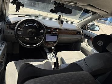 Chevrolet Lacetti: 2004 г., 1.8 л, Автомат, Газ, Седан — 3