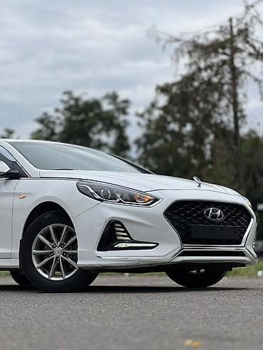 кадиллак седан: Hyundai Sonata: 2020 г., 2 л, Автомат, Газ, Седан — 4
