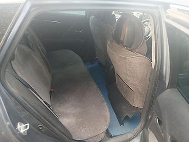 prius plus: Toyota Avensis: 2009 г., Автомат, Универсал — 5
