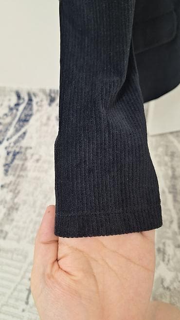 продаю пиджак: Жакет CALLIOPE, размер M. Отличное состояние. Подойдёт на S-M — 4