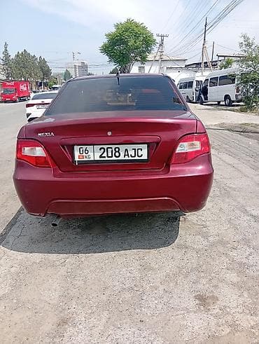 Daewoo: Daewoo Nexia: 2010 г., 1.5 л, Механика, Бензин, Седан — 4