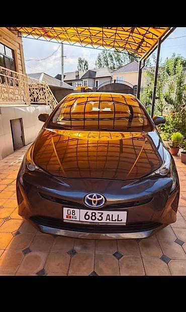 camry 40 2.4: Toyota Prius: 2016 г., 1.8 л, Автомат, Гибрид, Хэтчбэк — 3