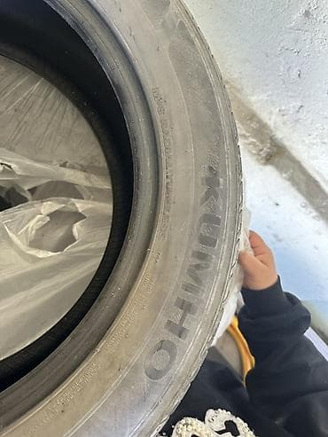 резина для обуви: Шины 225 / 55 / R 17, Лето, Комплект, Легковые, Корея, Kumho — 2